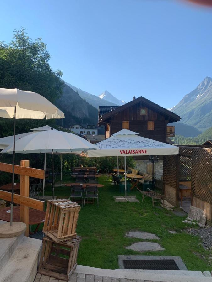 Hotel Restaurant Eden Evolene Exterior photo